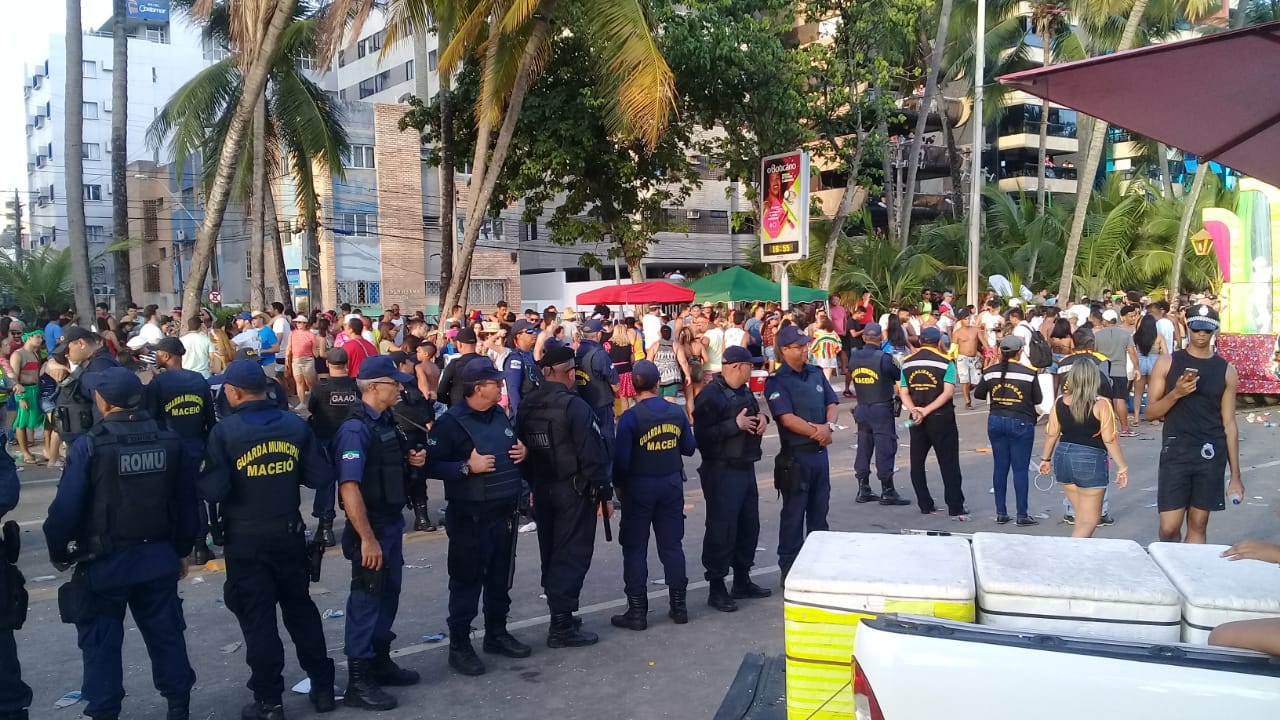 Guarda Municipal de Maceió garante a segurança dos foliões nas prévias carnavalescas